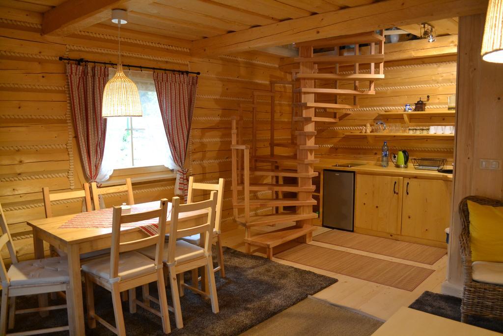 Lesniowka Domki W Karpaczu Rum bild
